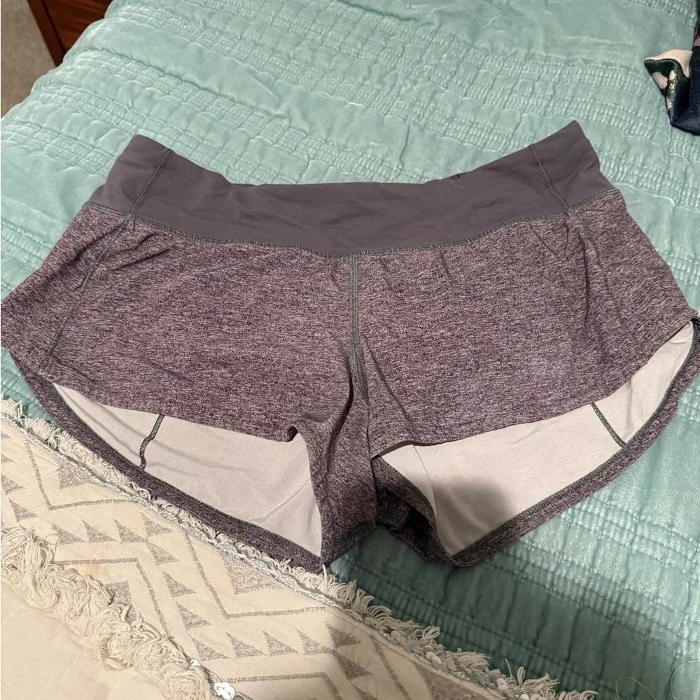 lululemon athletica low rise Athletic Shorts